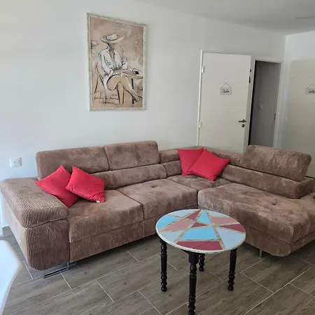 Chez Corinne Et Paul Classe 3 Etoiles * פרופריאנו