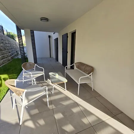 Chez Corinne Et Paul *